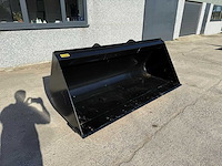 Strickland - nieuw - schepbak - manitou