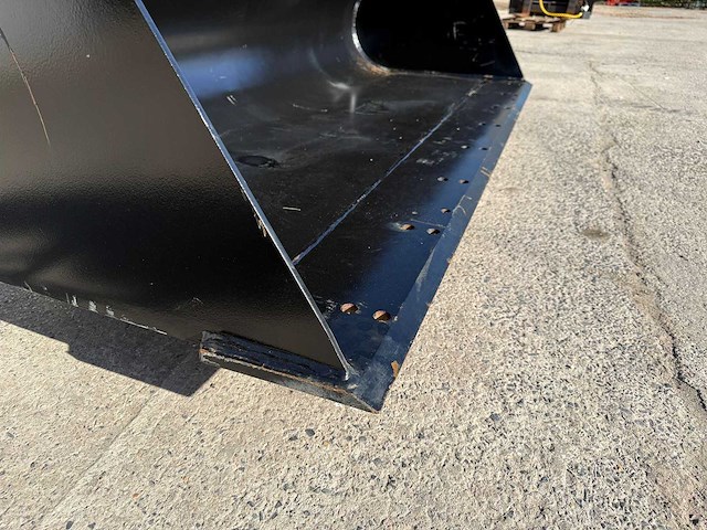 Strickland - nieuw - schepbak - manitou - afbeelding 9 van  10