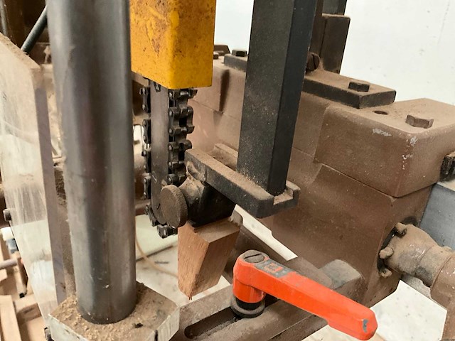 Striffer multifunctionele freesmachinevoor deurbladen - afbeelding 6 van  7