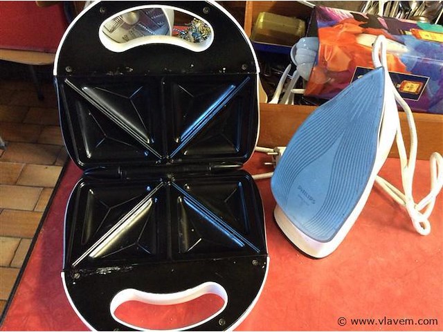 Strijkijzer + - afbeelding 1 van  1