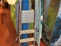 Strijkplank calor, strijkplank brabantia, alu trapladder 4 treden, alu trapladder 2 treden - afbeelding 3 van  8