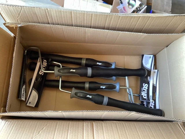 Strijp verfrollergrip. 18 cm (24x) - afbeelding 2 van  5