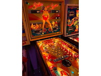 Strikes & spares - flipperkast - afbeelding 7 van  7