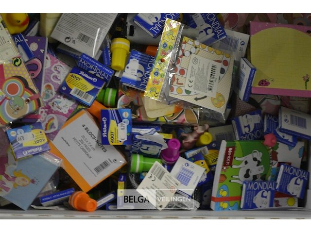 Strooigoed carnaval - afbeelding 5 van  5