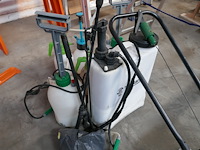 Strooiwagen + vernevelaars - afbeelding 3 van  4