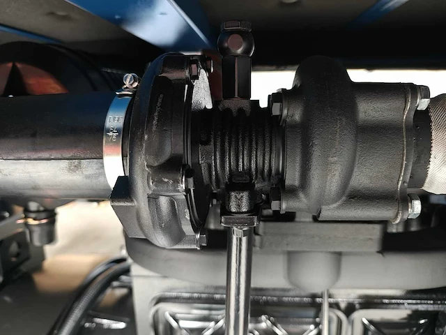 Stroomgenerator 50kv diesel - afbeelding 8 van  26