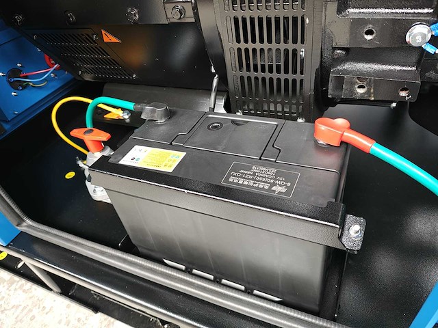 Stroomgenerator 50kv diesel - afbeelding 10 van  26