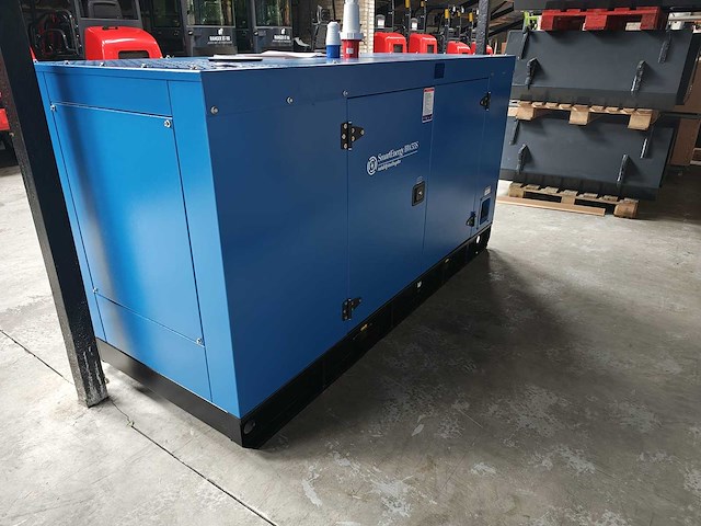 Stroomgenerator 50kv diesel - afbeelding 15 van  20