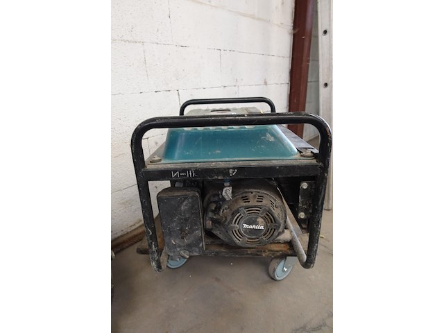 Stroomgenerator makita - afbeelding 3 van  8