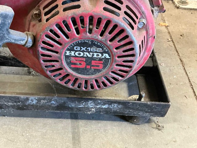 Stroomgenerator - afbeelding 5 van  6