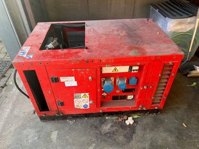 Stroomgroep rode kleur europower, werking onbekend (1) - afbeelding 1 van  11