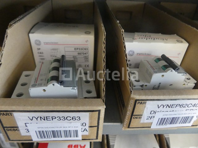 Stroomonderbrekers, contactoren, siertjes, enzovoort. - afbeelding 4 van  20