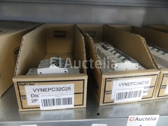 Stroomonderbrekers, contactoren, siertjes, enzovoort. - afbeelding 14 van  20