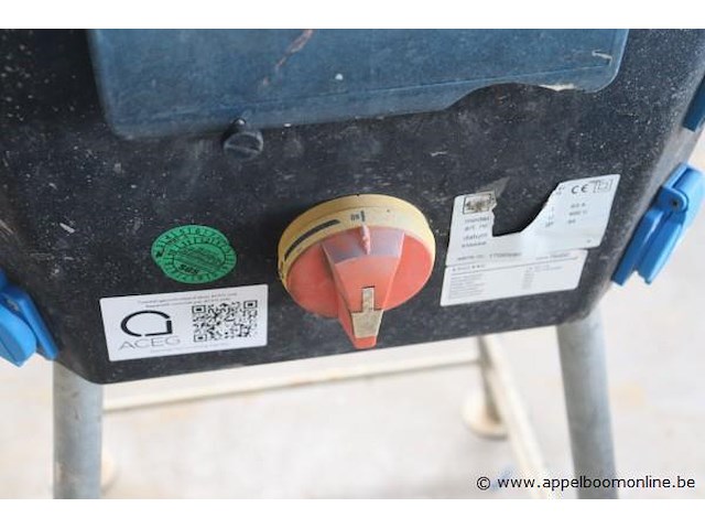 Stroomverdeelkast, e302440, 63 a, 400 v, ip 44, werking niet gekend - afbeelding 2 van  3