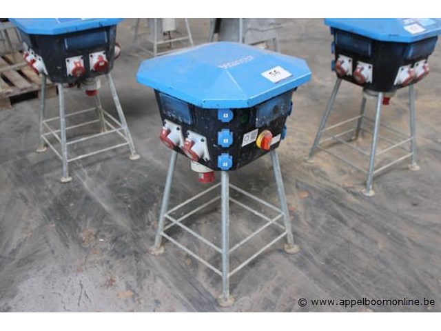 Stroomverdeelkast, friand, e302440, op metalen statief, werking niet gekend - afbeelding 1 van  3