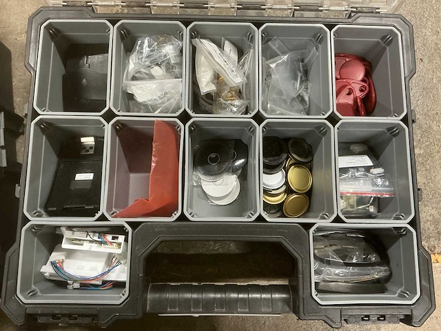 Stroxx stapelbare gereedschapskoffer met inhoud (3x) - afbeelding 5 van  7