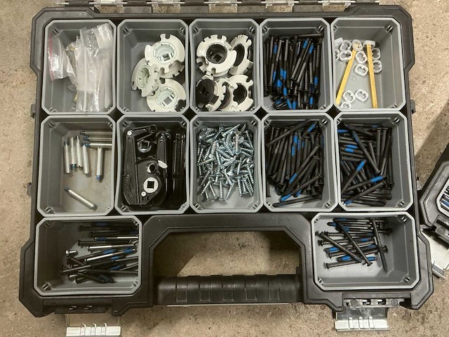 Stroxx stapelbare gereedschapskoffer met inhoud (6x) - afbeelding 6 van  8