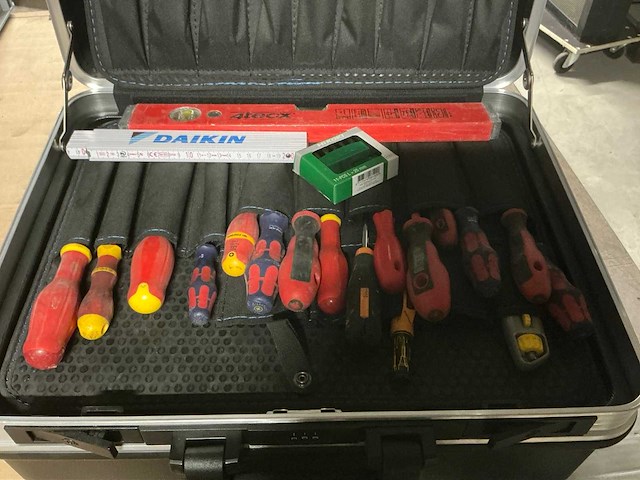 Stroxx verrijdbare gereedschapskoffer - afbeelding 2 van  7