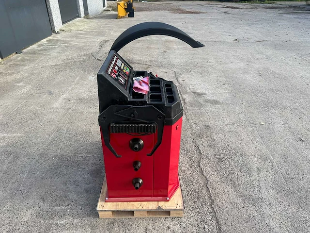 Strv - ad-wb24 - balanceer machine - banden balanceer machine - afbeelding 3 van  14