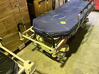 Stryker elektrische brancard - afbeelding 2 van  7