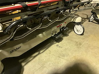 Stryker elektrische brancard - afbeelding 3 van  8
