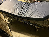 Stryker elektrische brancard - afbeelding 7 van  10