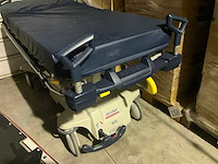 Stryker elektrische brancard - afbeelding 2 van  8