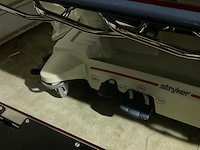 Stryker elektrische brancard - afbeelding 6 van  8