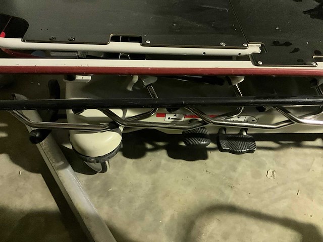 Stryker elektrische brancard - afbeelding 6 van  7