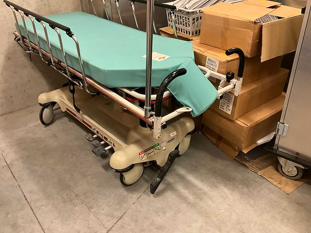 Stryker stretcher - afbeelding 2 van  6