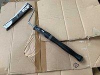 Stryp beugel voor verfroller 25 cm, ergogrip (96x) - afbeelding 1 van  6