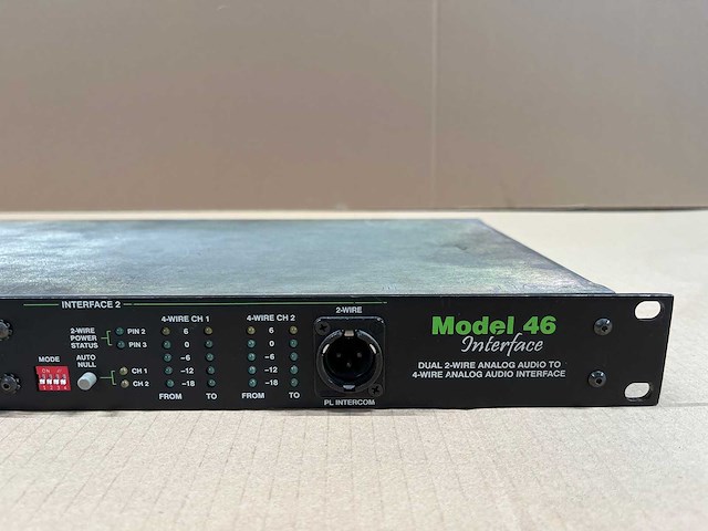 Studio technologies model 46 dual 2-wire analog audio to 4-wire analog audio interface - afbeelding 3 van  6