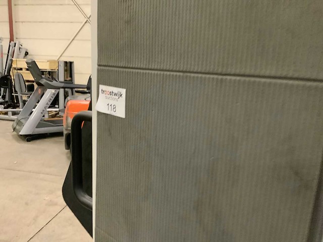 Studion matten met rek 11x krachtstation - afbeelding 3 van  4