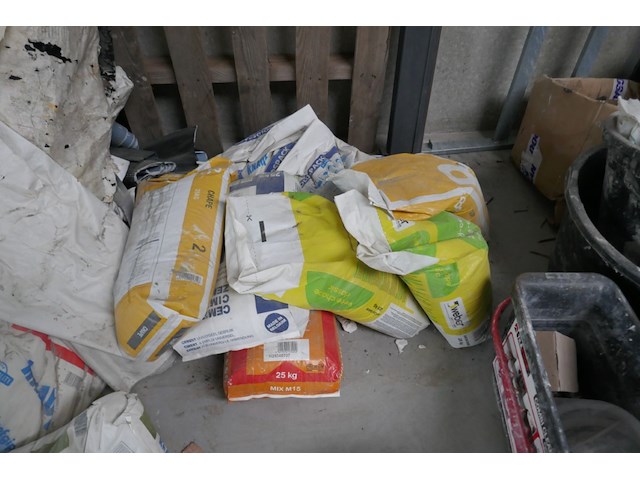 Stukadoor en bouwmaterialen - afbeelding 2 van  12