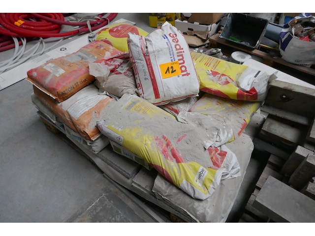 Stukadoor en bouwmaterialen - afbeelding 1 van  12