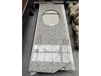 Stukken graniet - various buidingmaterial - afbeelding 1 van  1