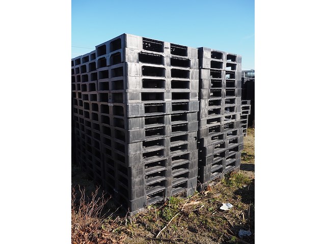 Styron - afbeelding 3 van  3