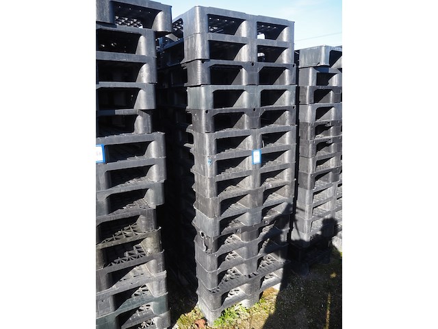 Styron - afbeelding 1 van  4