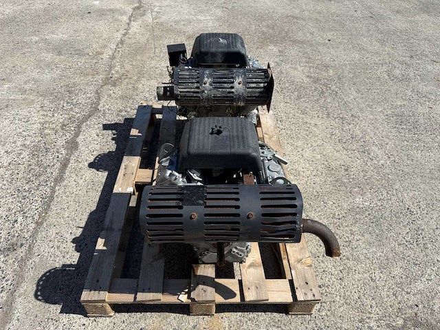 Subaru - robin 653 - benzinemotor (2x) - afbeelding 9 van  16
