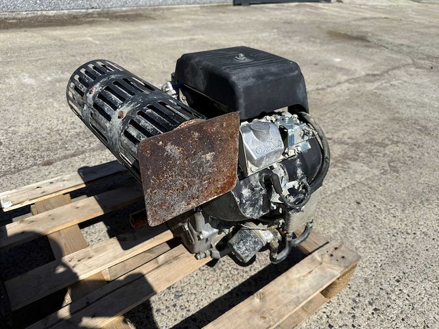 Subaru - robin 653 - benzinemotor (2x) - afbeelding 8 van  16