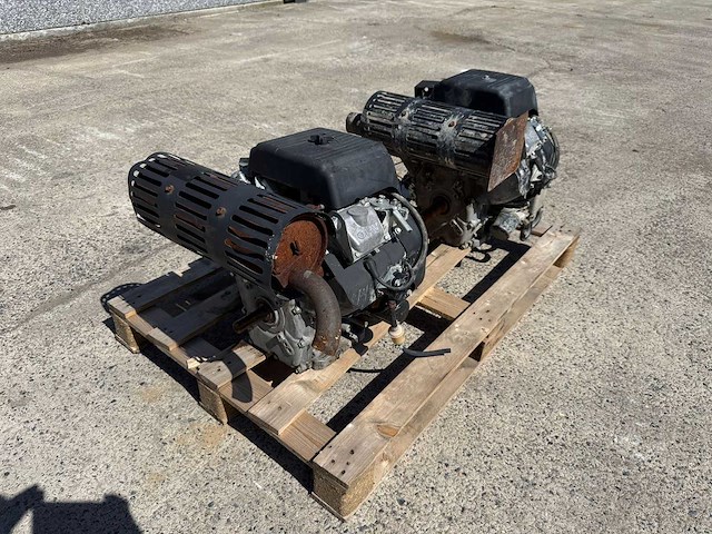 Subaru - robin 653 - benzinemotor (2x) - afbeelding 1 van  16