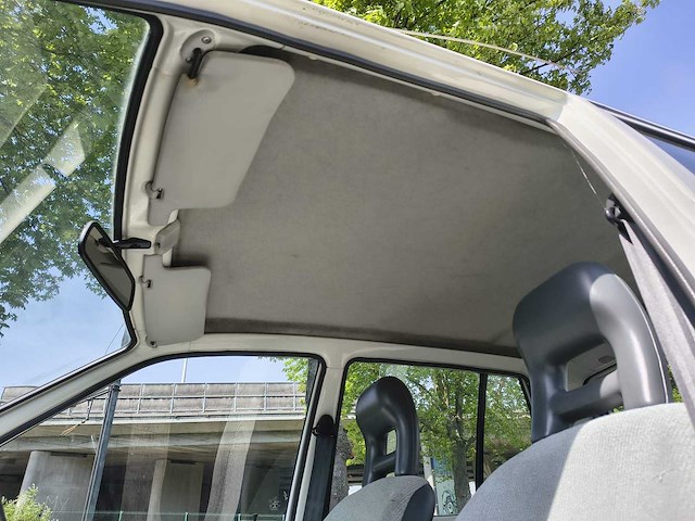 Subaru mini jumbo - 1991 - afbeelding 2 van  32