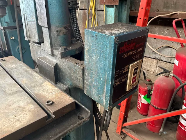 Sugino automatische boorinstallatie - selfeeder elektrische esc-w1318 - afbeelding 3 van  14