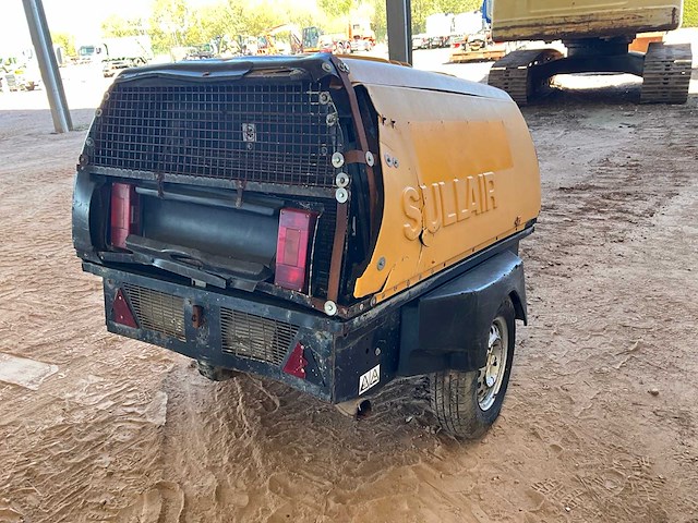 Sullair - 65 - air compressors - 2011 - afbeelding 9 van  12