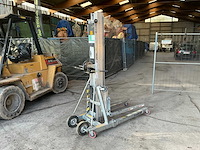 Sumner model 2118 manuele platenlift - afbeelding 1 van  11