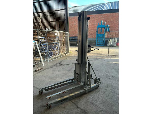 Sumner model 2118 manuele platenlift - afbeelding 7 van  11