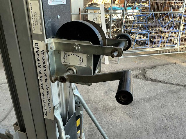 Sumner model 2118 manuele platenlift - afbeelding 10 van  11