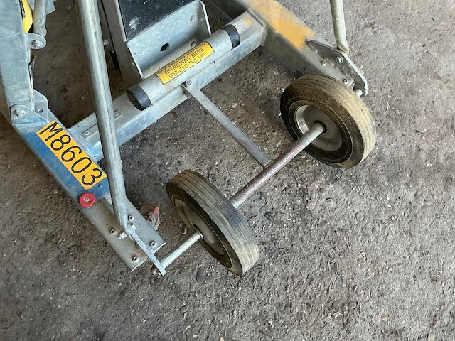 Sumner model 2118 manuele platenlift - afbeelding 11 van  11