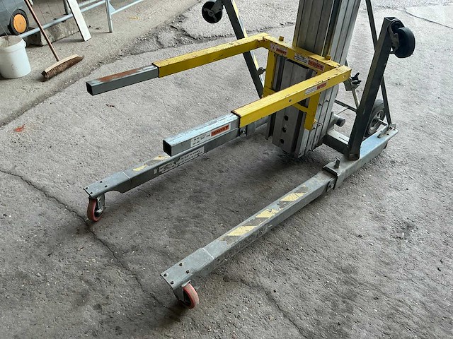 Sumner model 2118 manuele platenlift - afbeelding 7 van  10