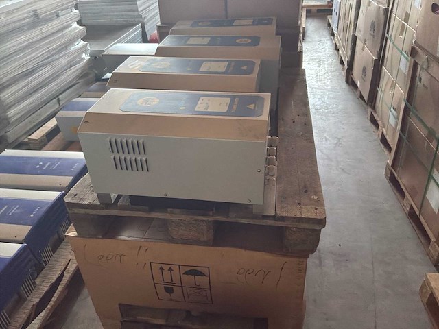 Sun profi sp2500-450 ens transformatoromvormer - afbeelding 2 van  11